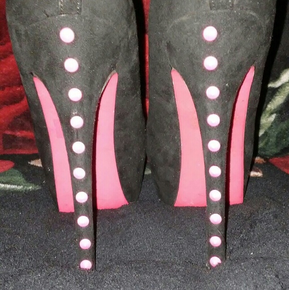 High heels - Picture 2 of 3